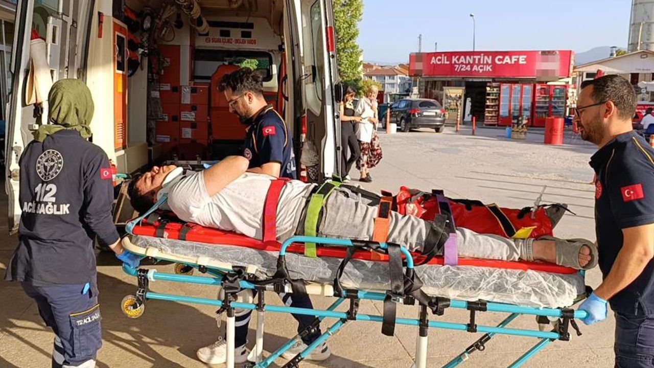 Bursa&#039;da feci olay: Mesai arkadaşına çekiçle dehşeti yaşattı!