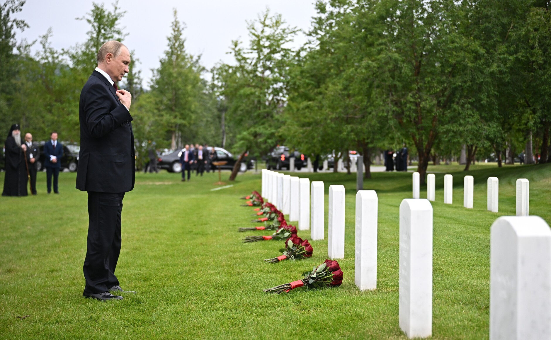 Putin'den Alaska'da sürpriz ziyaret! Trump'la görüşmesinin ardından oraya koştu - 1. Resim