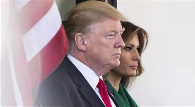 Trump'ın karısı Melania Trump, Putin'e mektup yazdı! ABD Başkanı Alaska'da bizzat teslim etti - 1. Resim