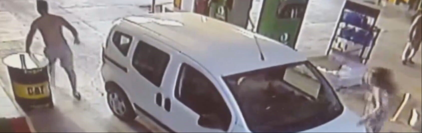 Türkiye günlerce bu olayı konuşmuştu: Öldüresiye dövülen kadın mahkeme heyetini bile şoka soktu! - 2. Resim