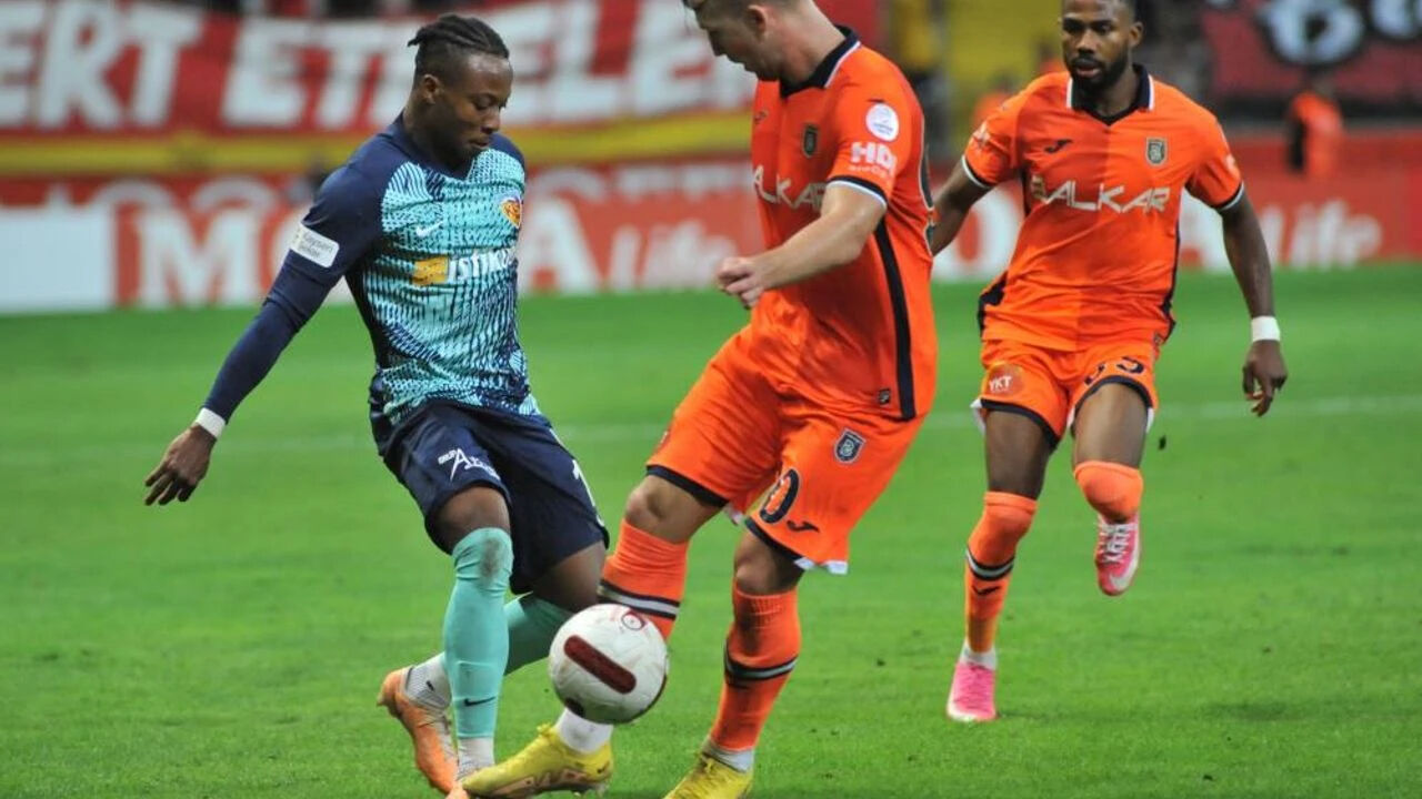 Başakşehir-Kayserispor maçı hangi kanalda, canlı yayın saat kaçta başlayacak? Karşılaşmayı hakem Kadir Sağlam yönetecek - 3. Resim