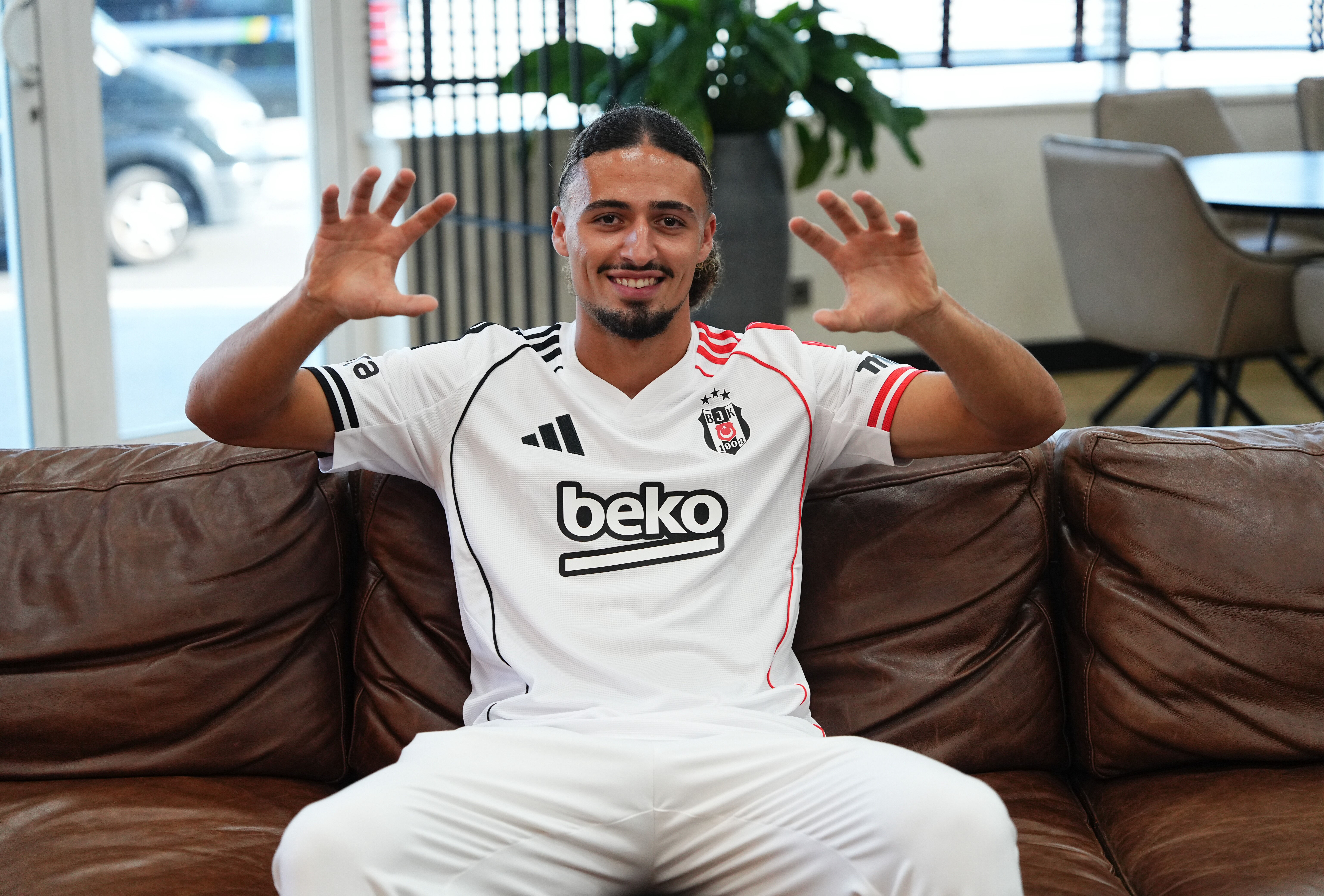 Bek orijinli hücumcu! Beşiktaş’ın yeni sağ beki ofansif özellikleriyle öne çıkıyor - 1. Resim