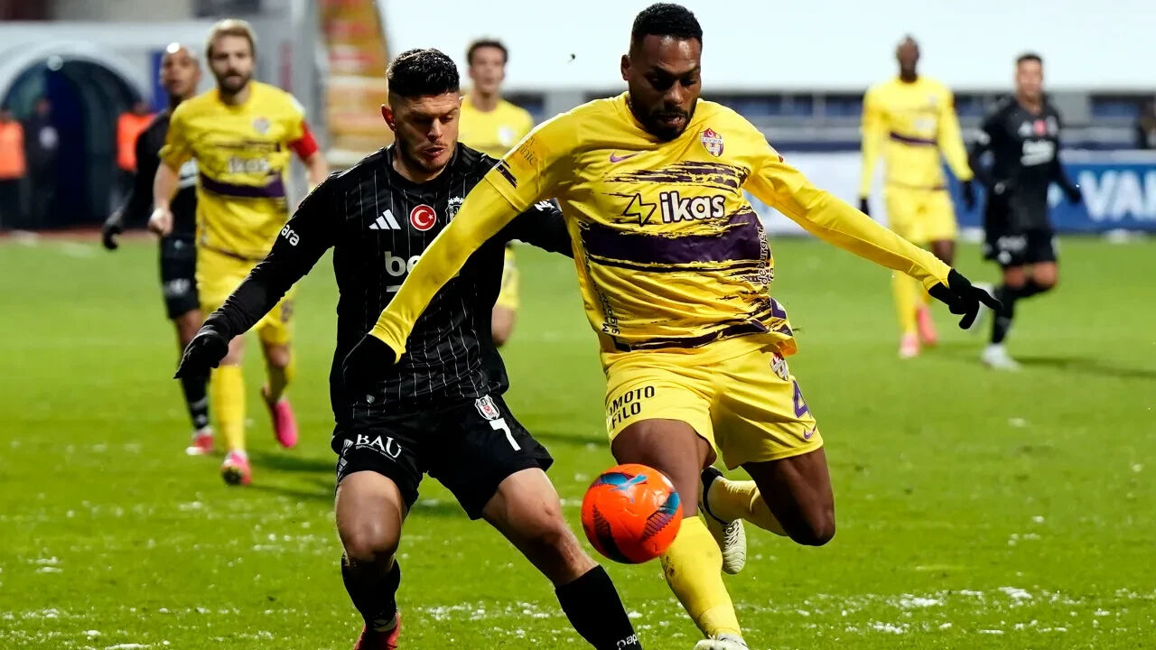 Beşiktaş-Eyüpspor maçı hangi kanalda, saat kaçta canlı yayınlanacak? Maçın hakemi Halil Umut Meler oldu! - 2. Resim