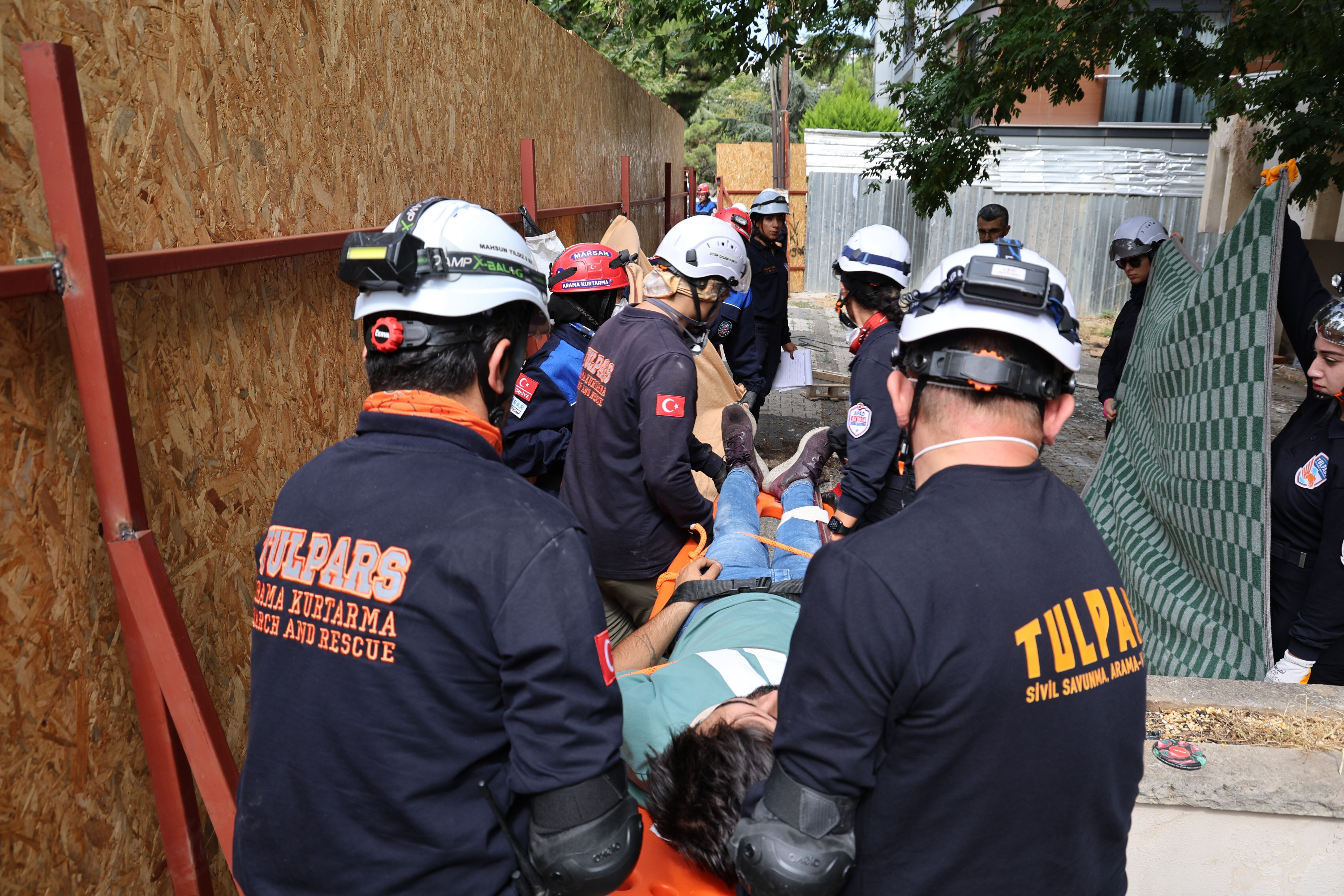 İstanbul'da 7.0 ve üzeri deprem tatbikatı! Gerçeği aratmadı, 39 ilçede 4 milyona yakın ölüm! - 2. Resim