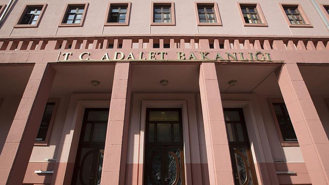 Adalet Bakanlığı promosyon talebi ne? Rekor tutarda dikkat çeken detay... Adalet Bakanlığı promosyon talebi ne? Rekor tutarda dikkat çeken detay...