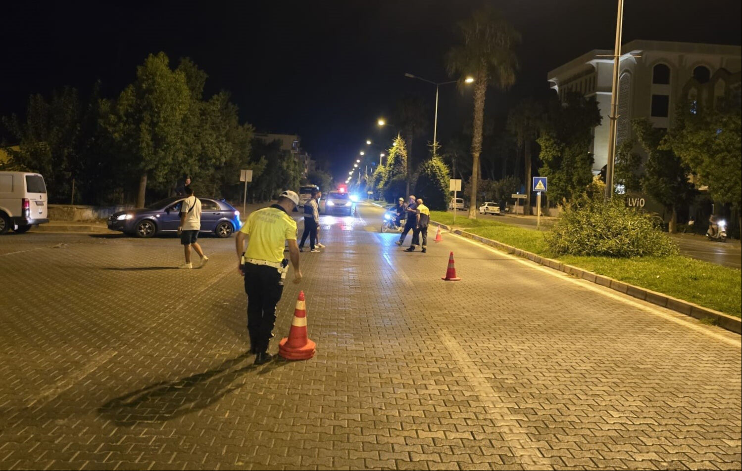 Ailesiyle yürüyordu… İzmir’de feci kaza, küçük Hümeyra kurtarılamadı - 1. Resim