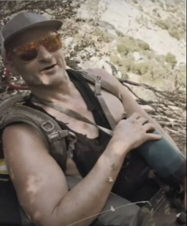 Akıllara durgunluk veren olay! Günlerce şelalede mahsur kaldı - 2. Resim