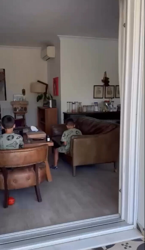 Boğaz manzaralı evinden sonra yazlığı da olay! Hülya Avşar’ın evi gündem oldu - 2. Resim