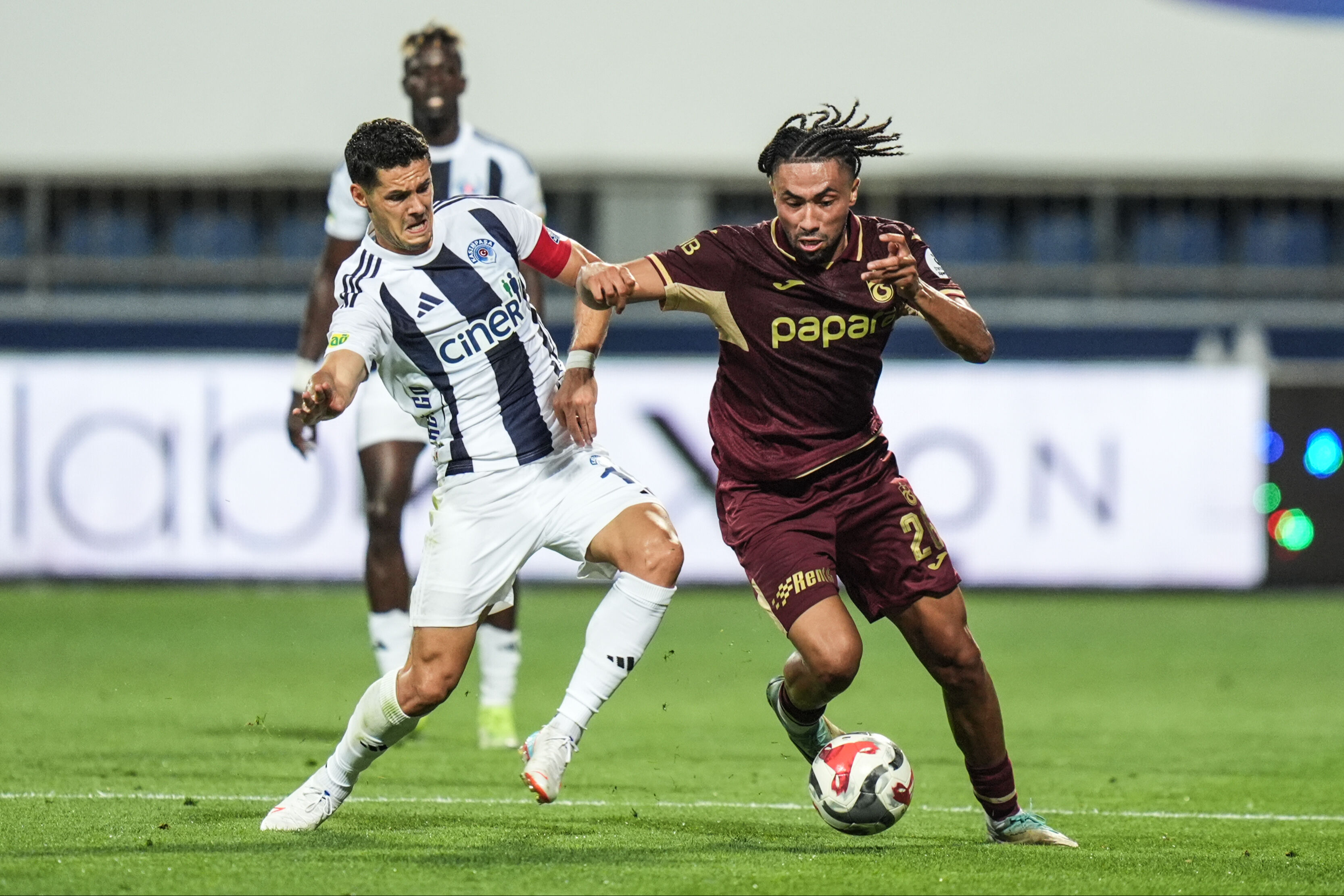 CANLI ANLATIM | Kasımpaşa-Trabzonspor maçı - 1. Resim