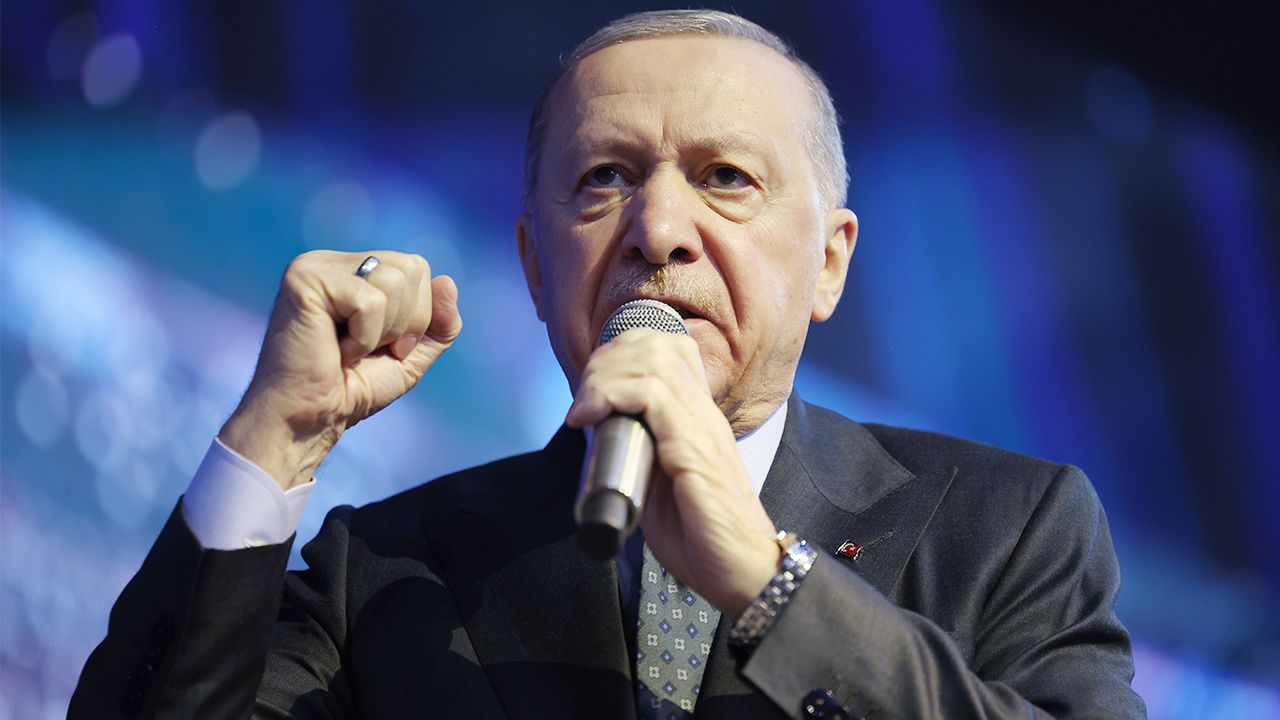 Cumhurbaşkanı Erdoğan Next Sosyal&#039;de! Meşhur şiiri paylaşıp mesajı verdi: Hazır mısınız?