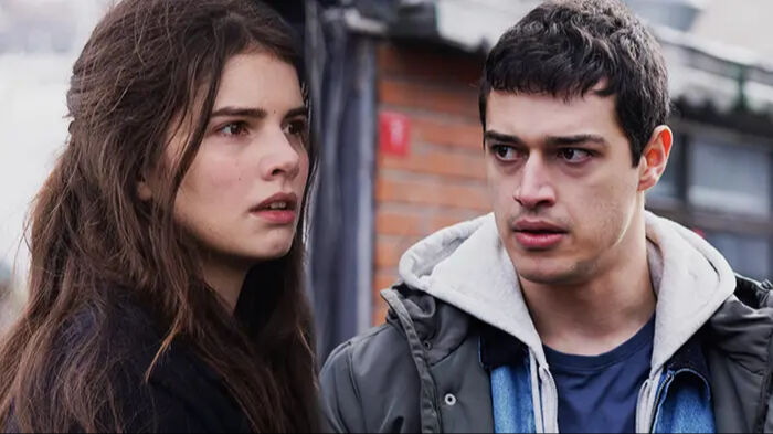 Diziler ne zaman başlayacak? Kızılcık Şerbeti, Bahar, Eşref Rüya, Sahipsizler ve Uzak Şehir yeni bölüm tarihleri - 4. Resim