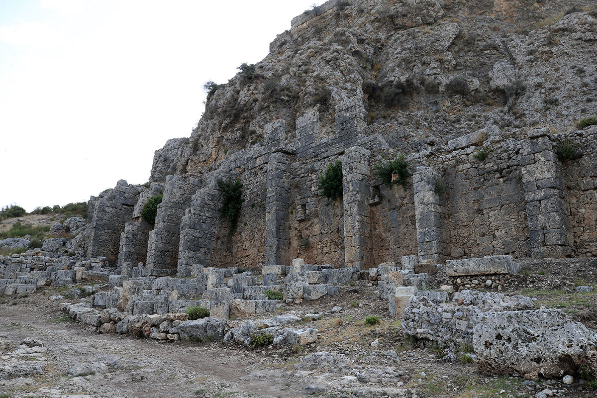 Eşi olmayan keşifler arkeologları heyecanlandırdı! Sillyon Antik Şehri'nden Müslüman kabirleri çıktı - 6. Resim