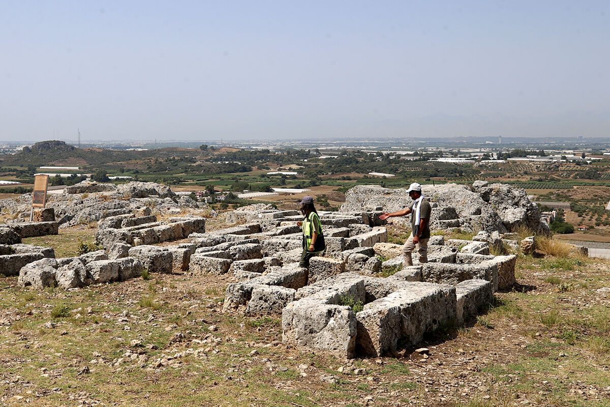 Eşi olmayan keşifler arkeologları heyecanlandırdı! Sillyon Antik Şehri'nden Müslüman kabirleri çıktı - 9. Resim
