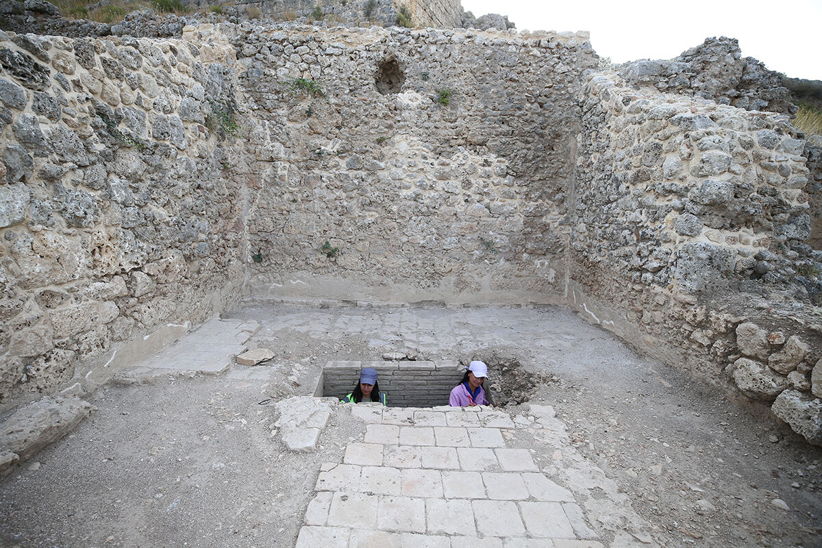 Eşi olmayan keşifler arkeologları heyecanlandırdı! Sillyon Antik Şehri'nden Müslüman kabirleri çıktı - 4. Resim