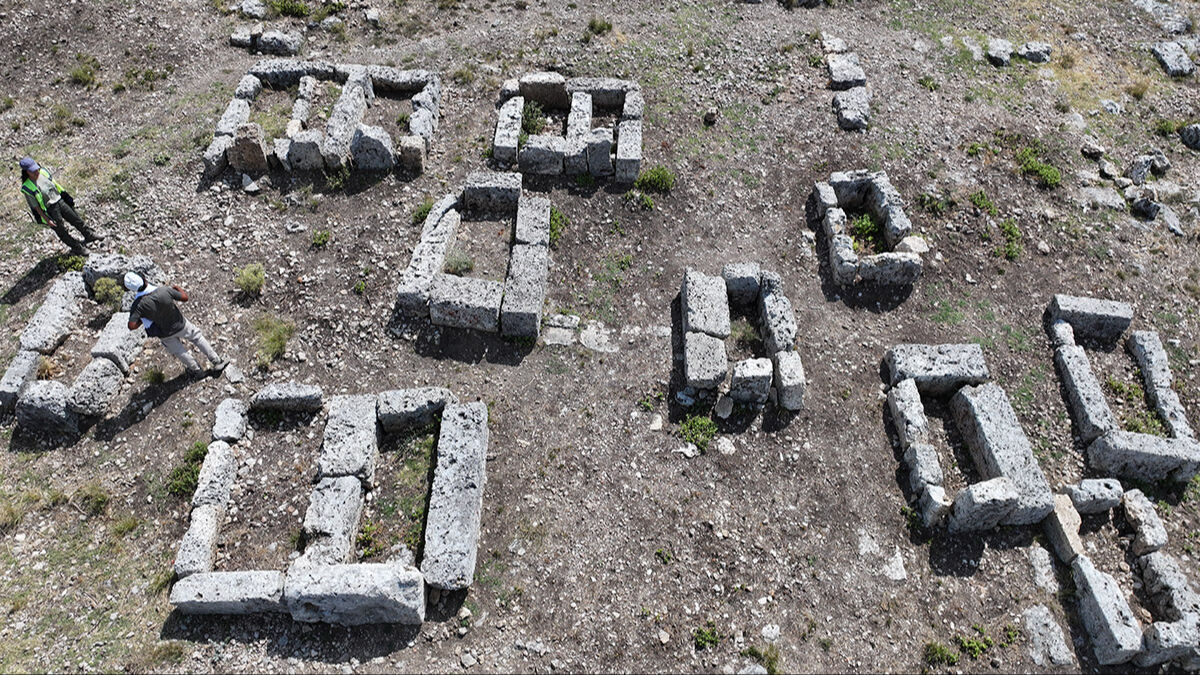 Eşi olmayan keşifler arkeologları heyecanlandırdı! Sillyon Antik Şehri'nden Müslüman kabirleri çıktı - 3. Resim