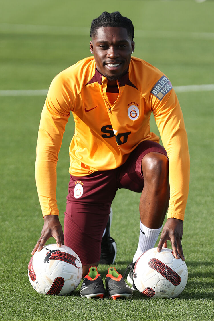 Galatasaray'a para kazandırıp, Türkiye'ye veda ediyor! İşte yeni takımı... - 2. Resim