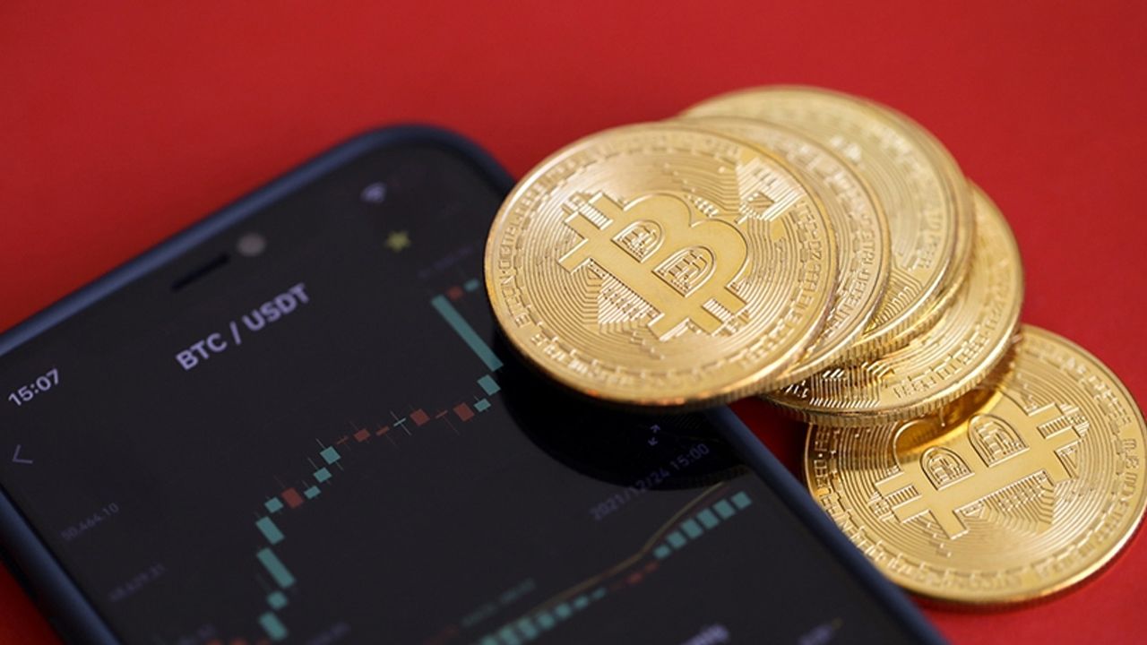 Geçen hafta rekor kırmıştı! Bitcoin’de sert hareketler Geçen hafta rekor kırmıştı! Bitcoin’de sert hareketler