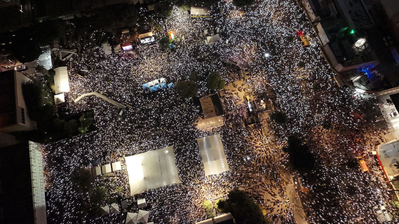 İsrail'de meydanlar, caddeler doldu taştı! Hepsinin tek bir isteği var - 3. Resim
