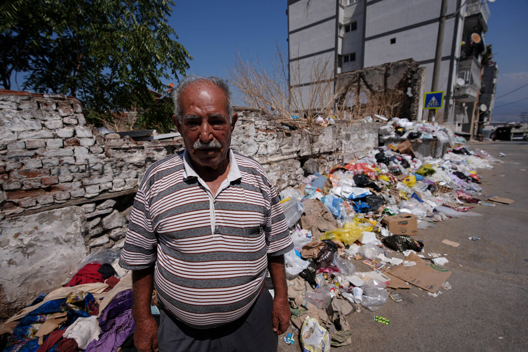 İzmir'de çöp sorunu çözülmüyor derinleşiyor! 1983'ten beri böylesini görmediler - 4. Resim
