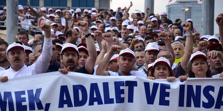 Memurun grev hakkı var mı, memurlar grev yapabilir mi? İş bırakma eylemi sonrası merak ediliyor - 3. Resim