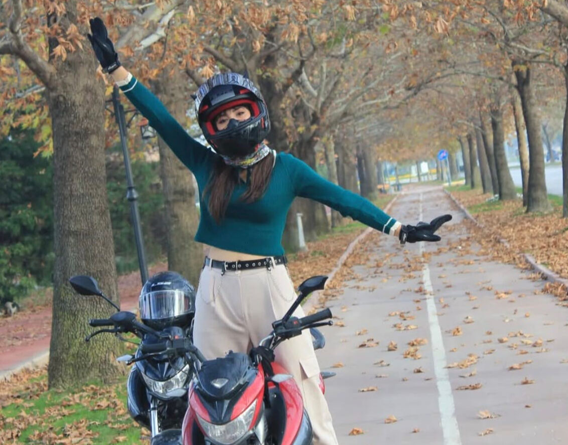 Motosiklet tutkusu sonu oldu! 26 yaşındaki Eda'nın ölümü kahretti - 2. Resim