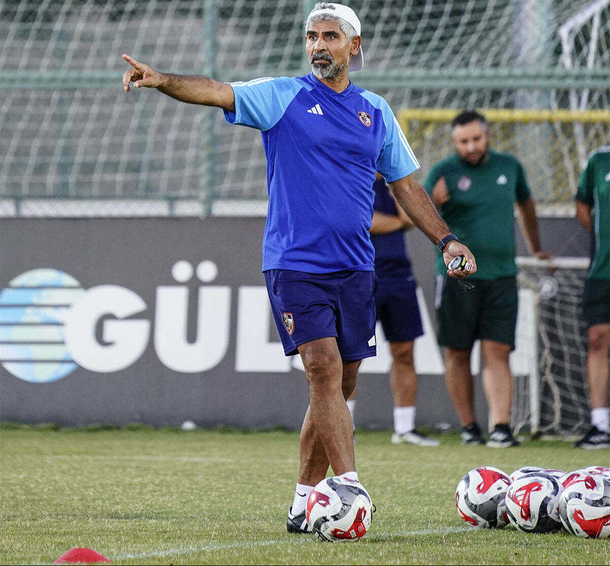 Süper Lig'de 2 haftada ayrılık! Yeni teknik direktör belli oldu - 1. Resim