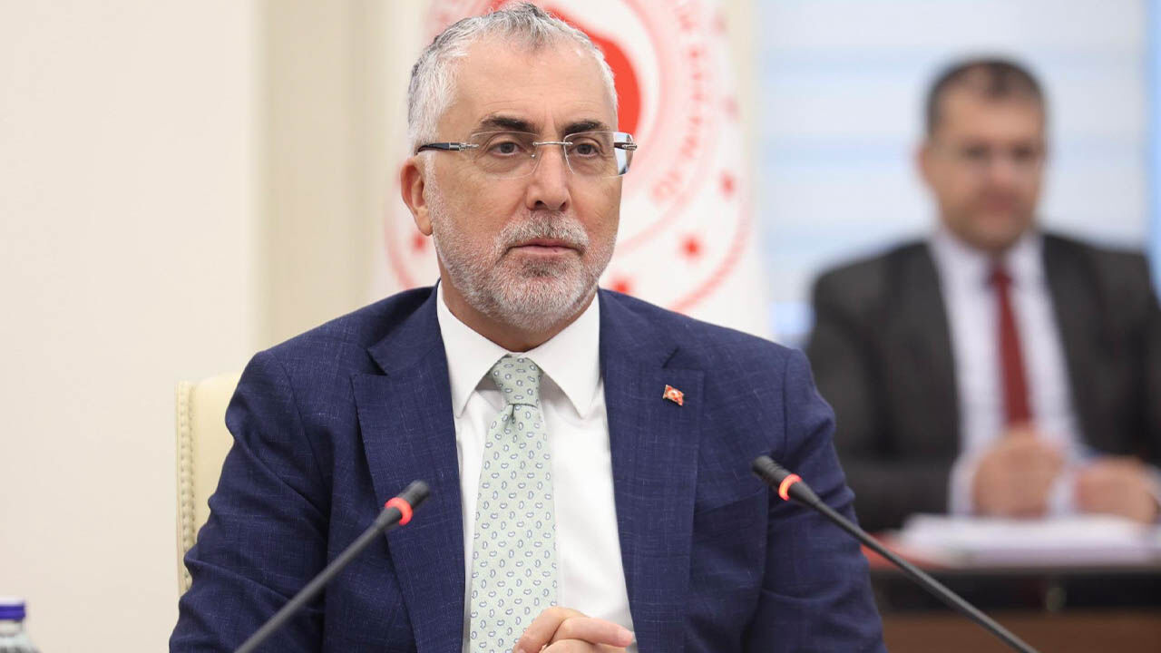 Zamda anlaşamadılar, memurlar iş bıraktı! İzban tüm seferleri iptal etti, grev başladı Bakan Vedat Işıkhan