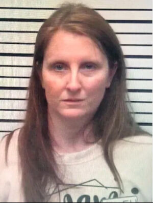 ABD'de tüyler ürperten olay! Uyumak istemeyen çocuğu sıkıştırıp yorganla boğdu - 2. Resim