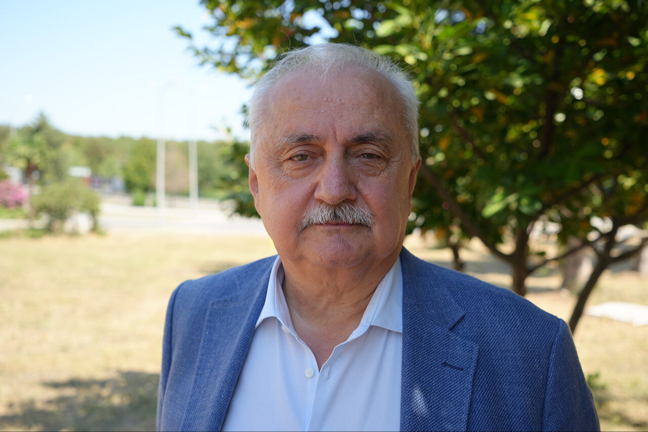 Artık balıklar değil, inekler besleniyor! Ünlü Ladik Göl'ünde acı manzara: Kuraklık yüzünden can çekişiyor - 1. Resim