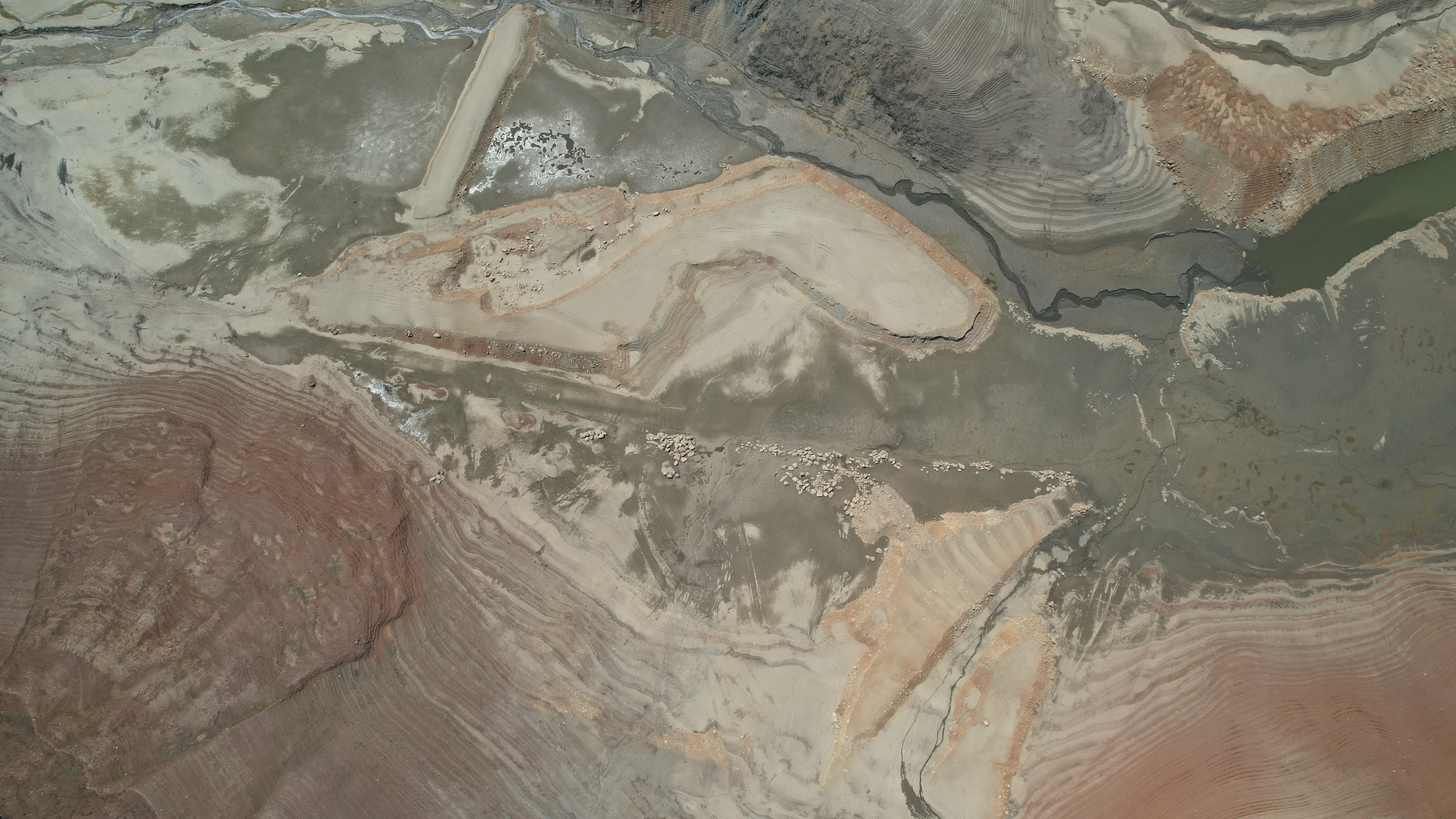 Baraj kurudu, kentin 35 günlük suyu kaldı! Başkandan vatandaşlara çağrı var - 1. Resim