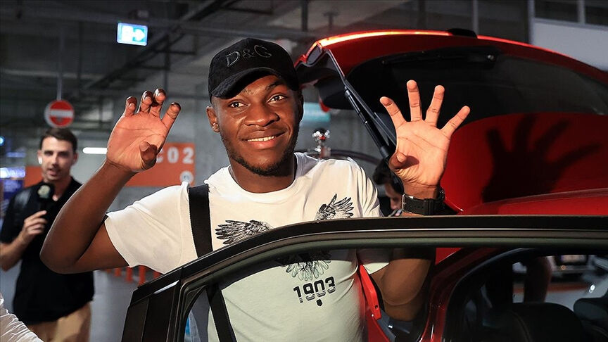 Beşiktaş'tan ayrılmıştı! Süper Lig'e döndü: İşte yeni takımı... - 1. Resim