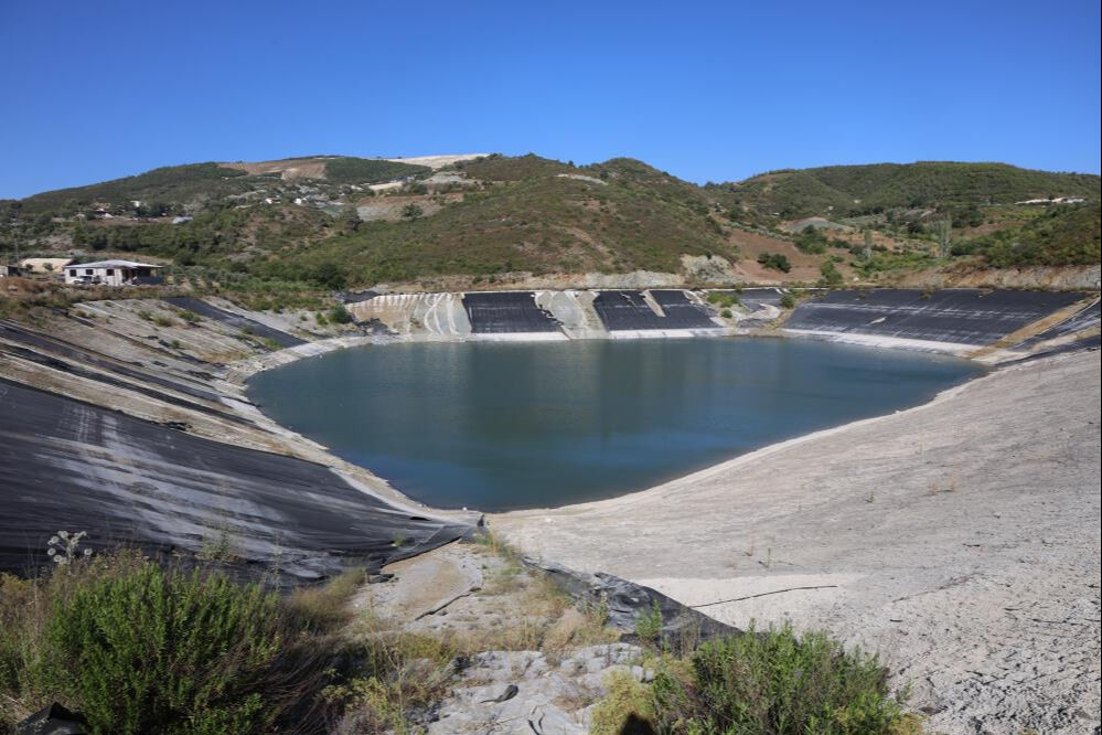 Kuraklığın vurduğu göleti muhtar kurtardı! Kurduğu sistem nefes aldırdı... Para bile ödemiyorlar - 1. Resim