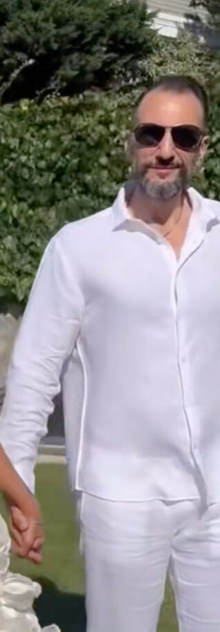 Nuray Sayarı'nın eşi Ahmet Destan kimdir? - 2. Resim