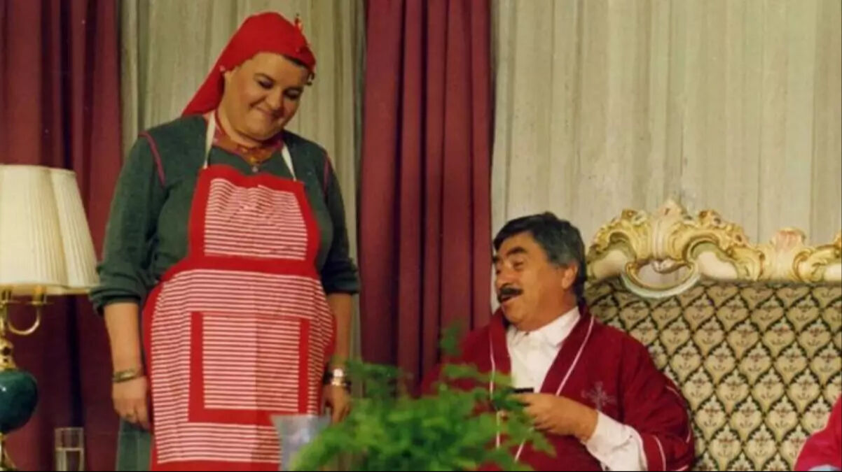 Oyuncu Defne Yalnız’ın mütevazı evinden ilk görüntüler! Yıllar sonra ortaya çıktı: 