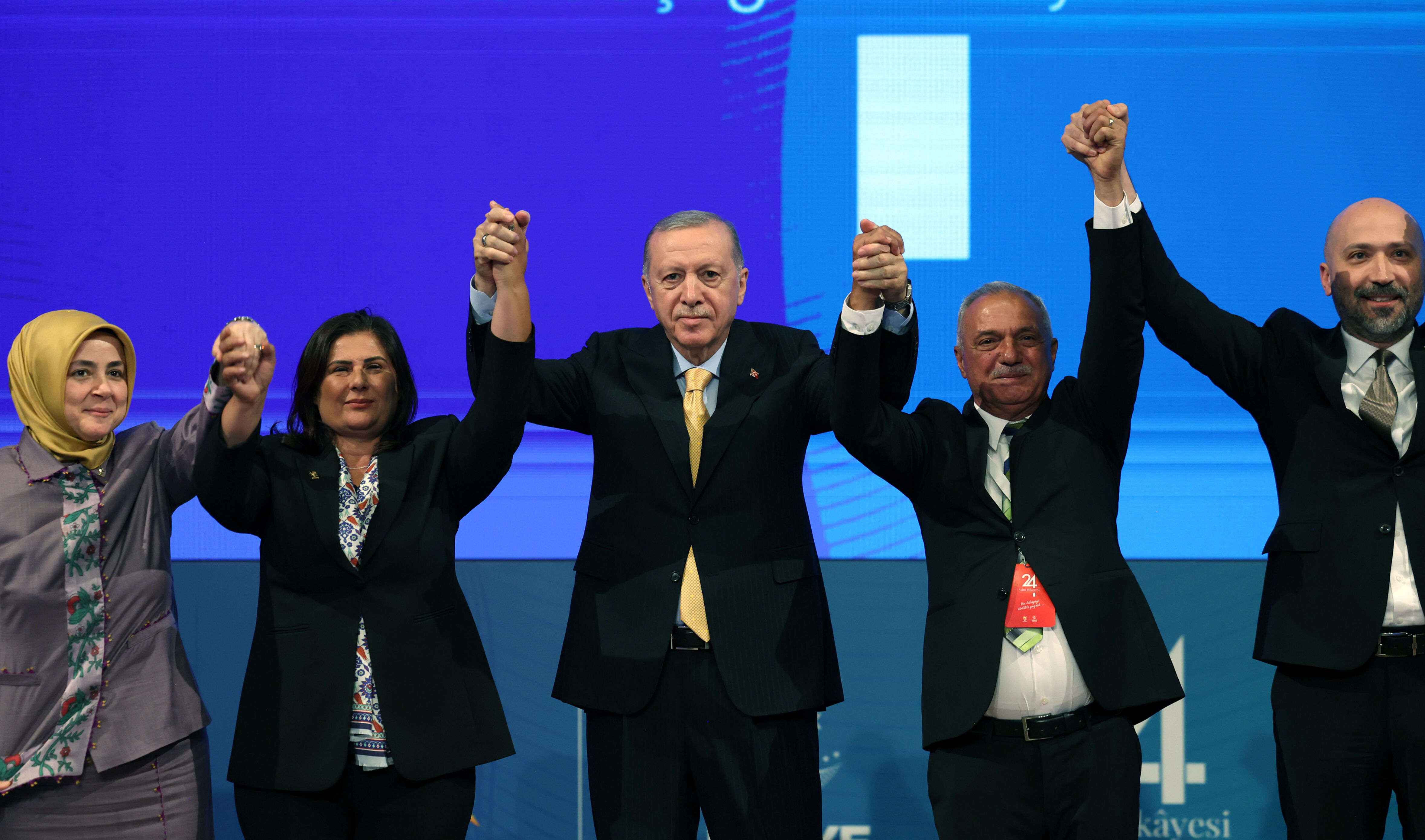 Özlem Çerçioğlu'ndan Özgür Özel hamlesi! O sözleri affetmedi, mahkemeye verdi - 1. Resim