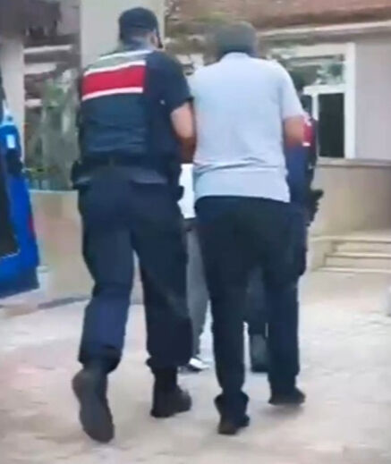 Piyasa değeri 60 milyon lira! Sırt çantasına gizlenmişti, yakayı ele verdiler - 2. Resim