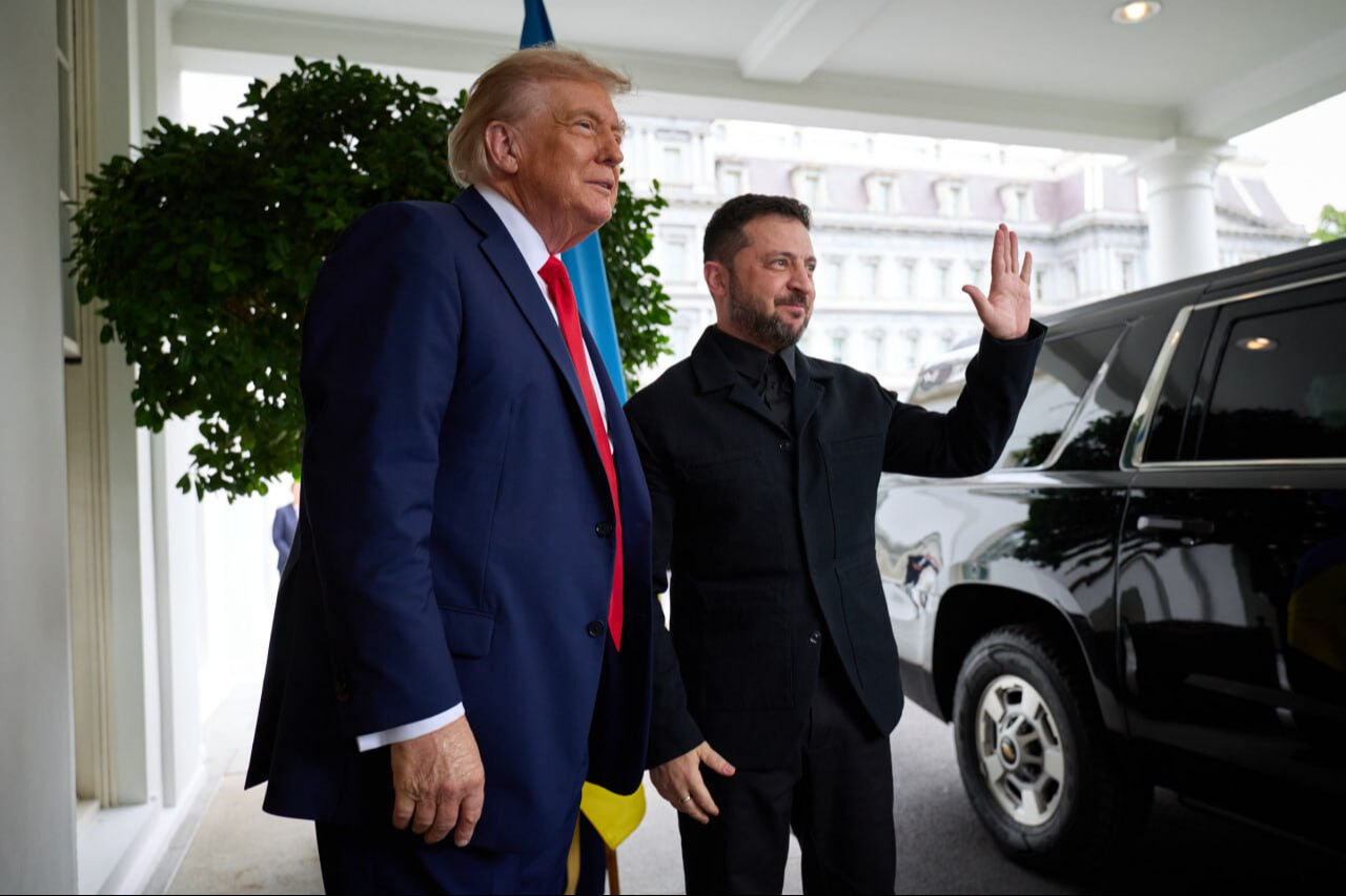 Trump ortaya attı, Putin kabul etti: Barış masası için geri sayım! ABD Dışişleri Bakanı Marco Rubio Fox News kanalında yaptığı açıklamada, Putin'in Ukrayna Devlet Başkanı Volodimir Zelenskiy ile doğrudan görüşmeye istekli olduğunu belirtti.