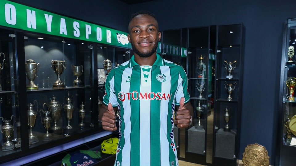 Beşiktaş'ın eski yıldızı Süper Lig'e geri döndü! Jackson Muleka imzayı attı - 1. Resim