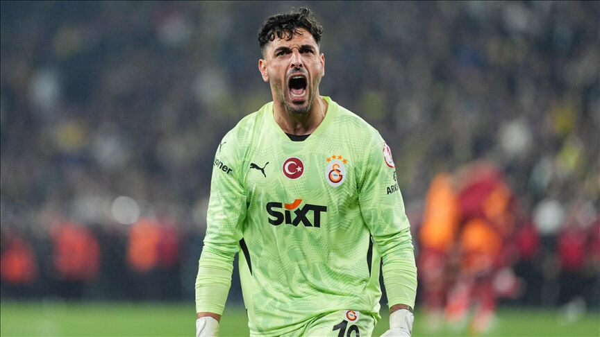 Ederson mu Donnarumma mı gelecek? Okan Buruk kaleci transferi için tarih verdi Ederson mu Donnarumma mı gelecek? Okan Buruk, kaleci transferi için tarih verdi - 1. Resim