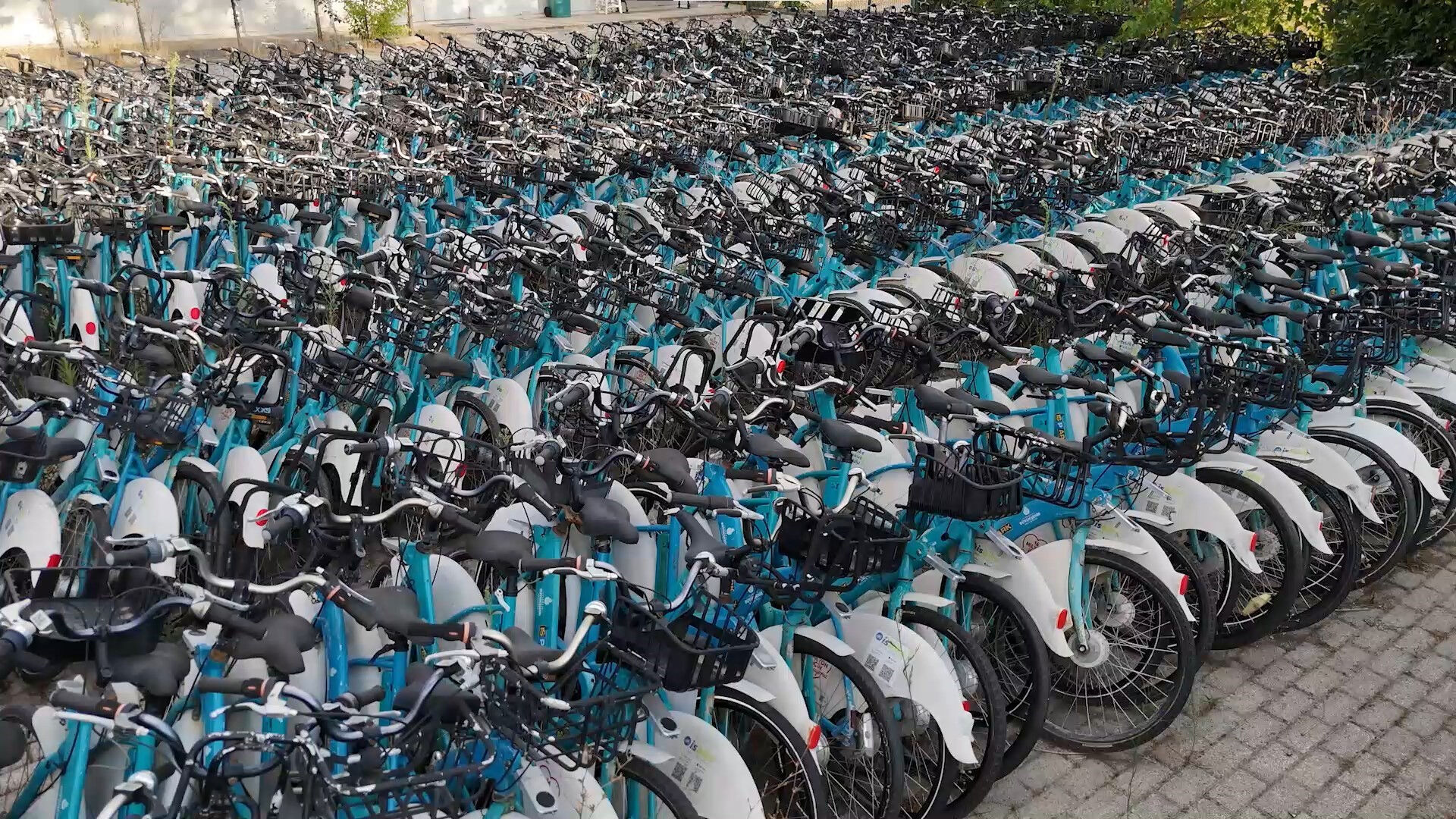 İBB'nin hayali 'mezarlığa' döndü: Çürüyen bisikletlere zam yaptılar! - 1. Resim