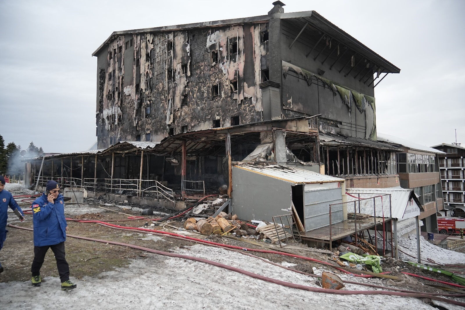 Kartalkaya'nın ardından facia yaşanmıştı! İşte Uludağ'daki otelde çıkan yangına sebep olan eksikler - 3. Resim