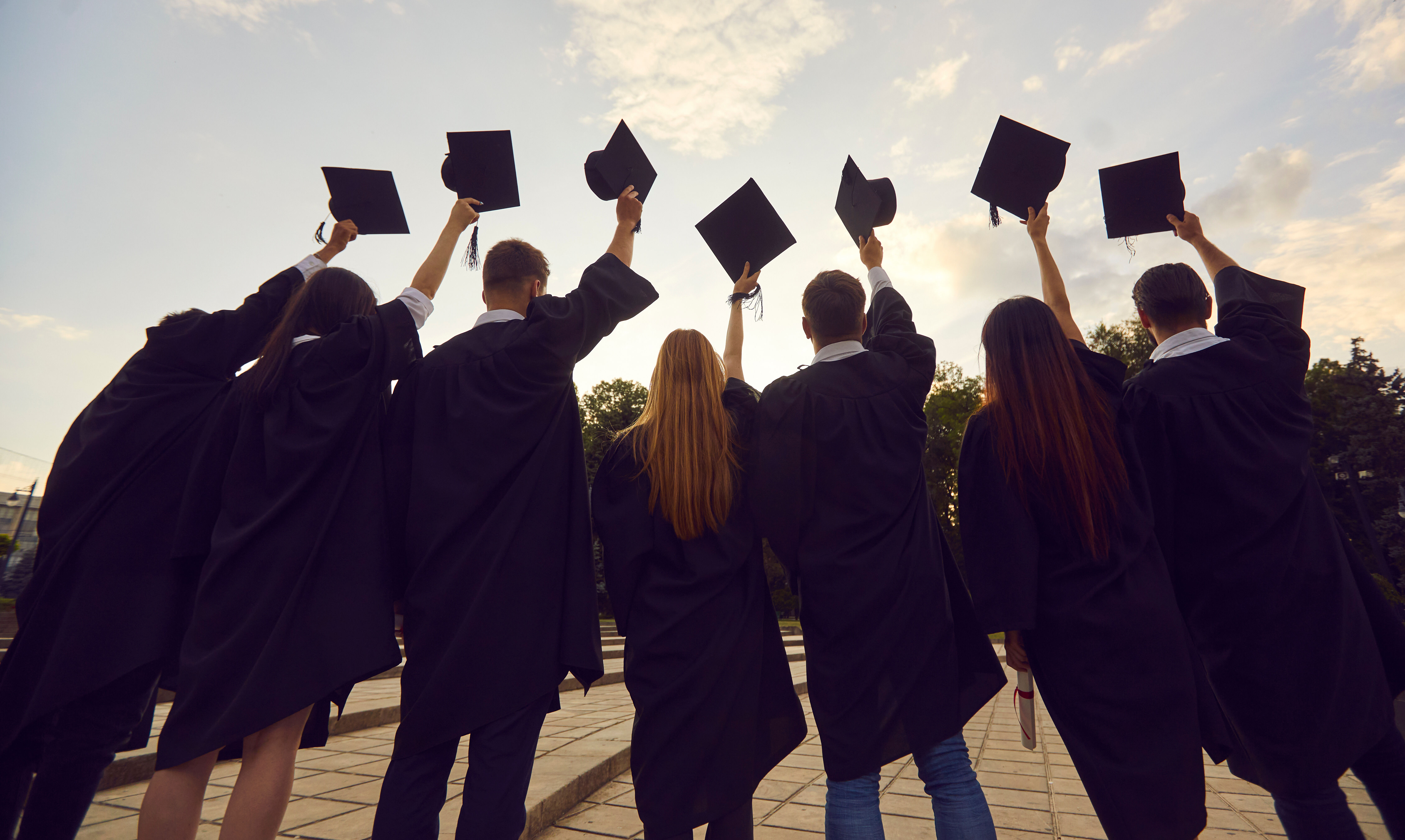 &Ccedil;alışan her 3 kişiden biri &uuml;niversite mezunu! Sayıları ilk kez 10 milyonun &uuml;zerine &ccedil;ıktı - 1. Resim