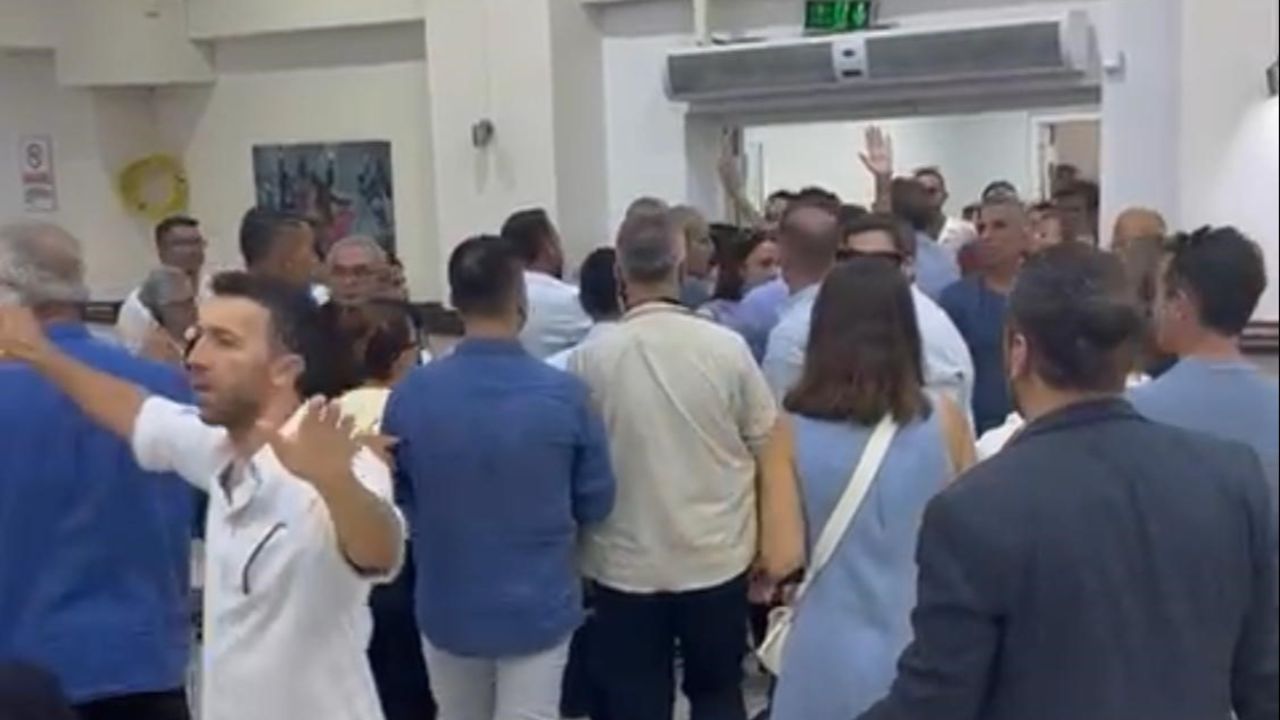 CHP delege seçimlerinde kriz! Marmaris&#039;te sandık başında tansiyon yükseldi