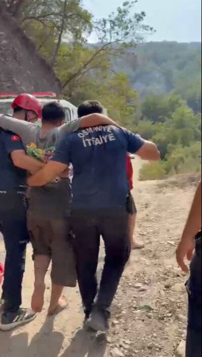 Doğa yürüyüşü kabusa döndü! Ekipler tarafından kurtarıldı - 2. Resim