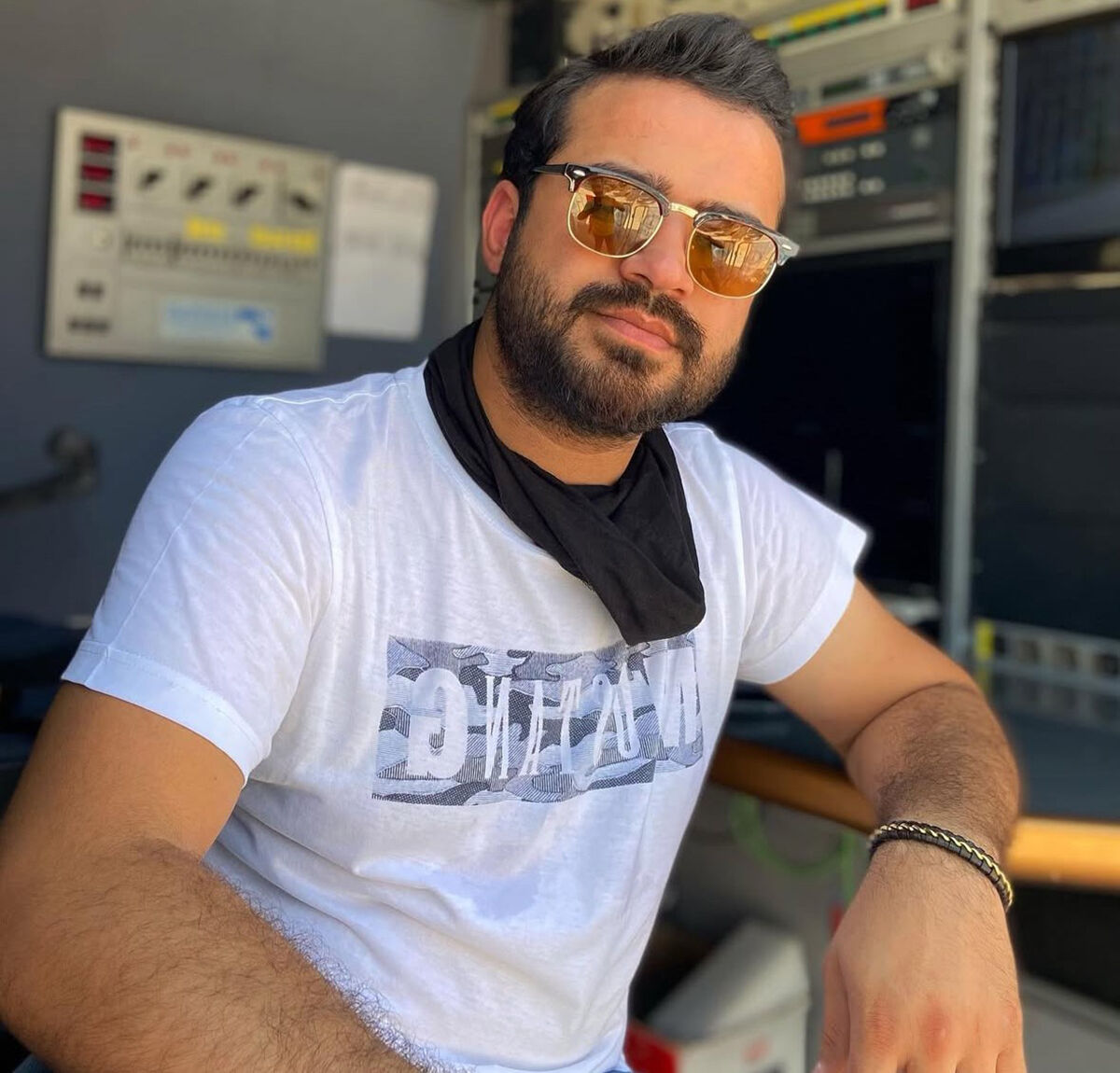 İHA muhabiri unutulmadı! Hayatını kaybeden Umut Yakup Tanrı&ouml;ver mezarı başında dualarla anıldı - 4. Resim