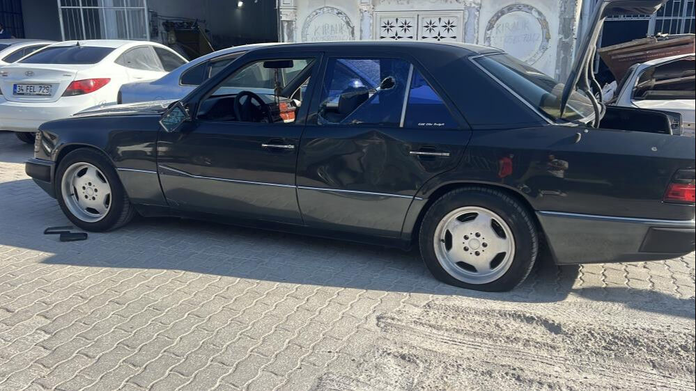 Konya'da, sanayideki tamirat krize dönüştü! Ortalık savaş alanına döndü, ustanın parmağı koptu - 2. Resim