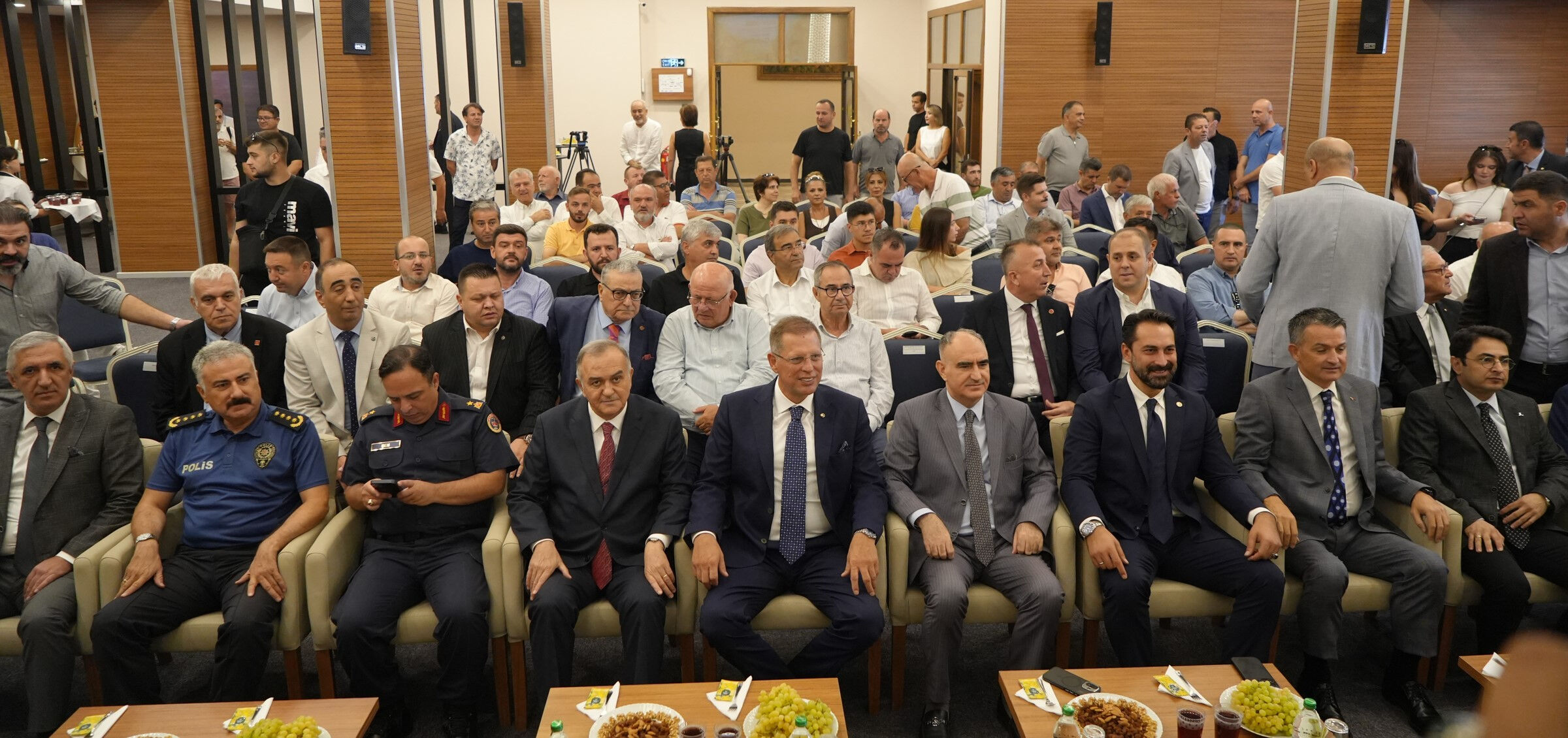 Sezonun ilk &uuml;r&uuml;n&uuml;! Kilosu 3 bin 500 liraya satıldı - 1. Resim