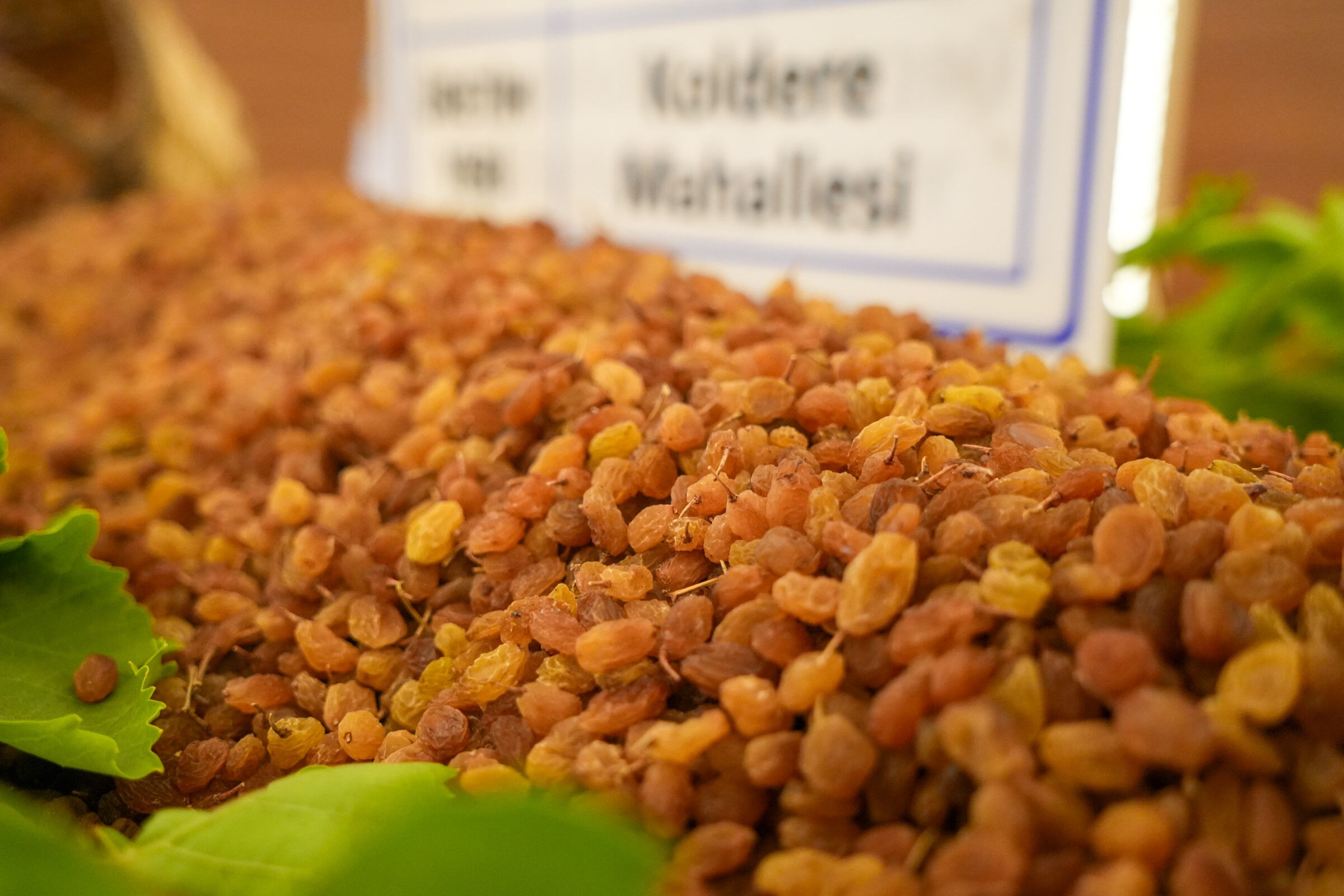 Sezonun ilk &uuml;r&uuml;n&uuml;! Kilosu 3 bin 500 liraya satıldı - 2. Resim