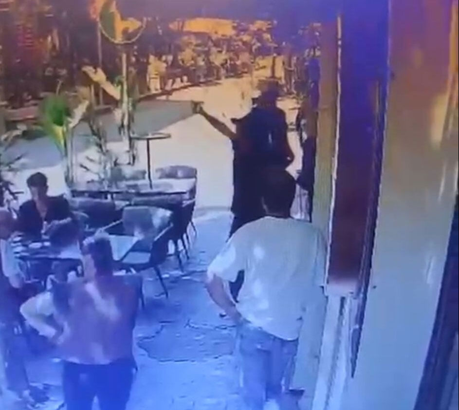 Ünlü oyuncu Ufuk Bayraktar restoran bastı! Yetmedi para istedi: Ekipler harekete geçti - 1. Resim