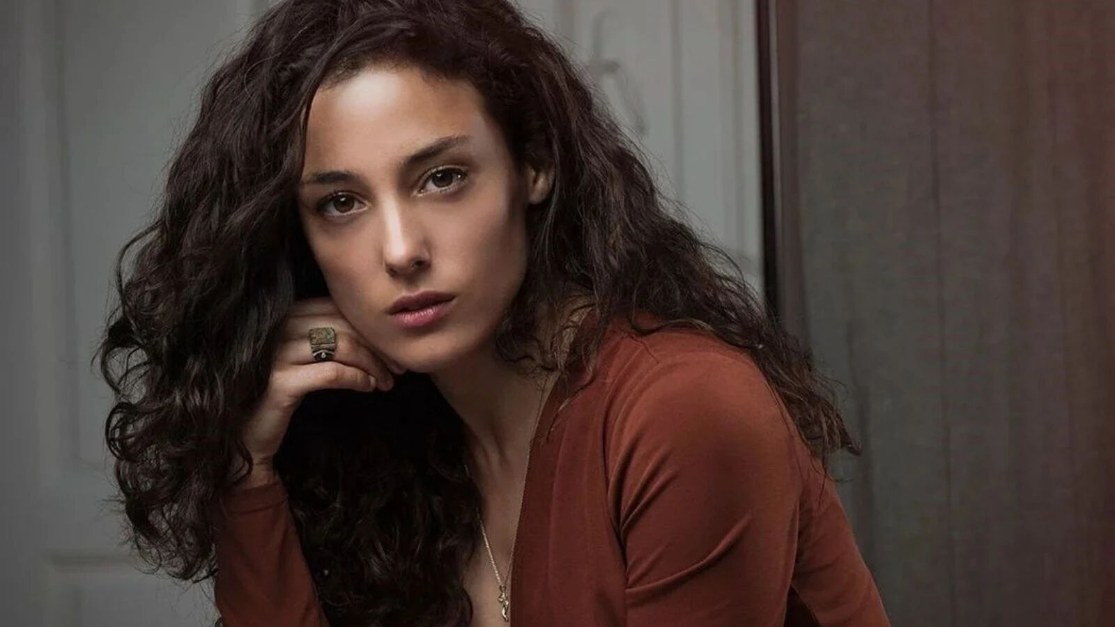 'Vikings’in yıldızı Moe Dunford Türkiye’de! Cansu Tosun’la başrolü paylaşacak, Artvin detayı dikkat çekti - 2. Resim